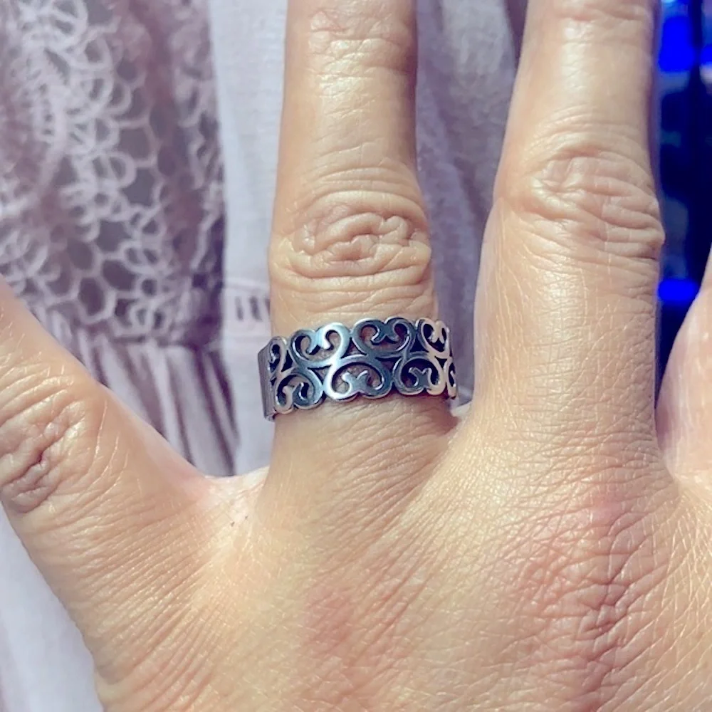 Ring - Picture 3 of 3